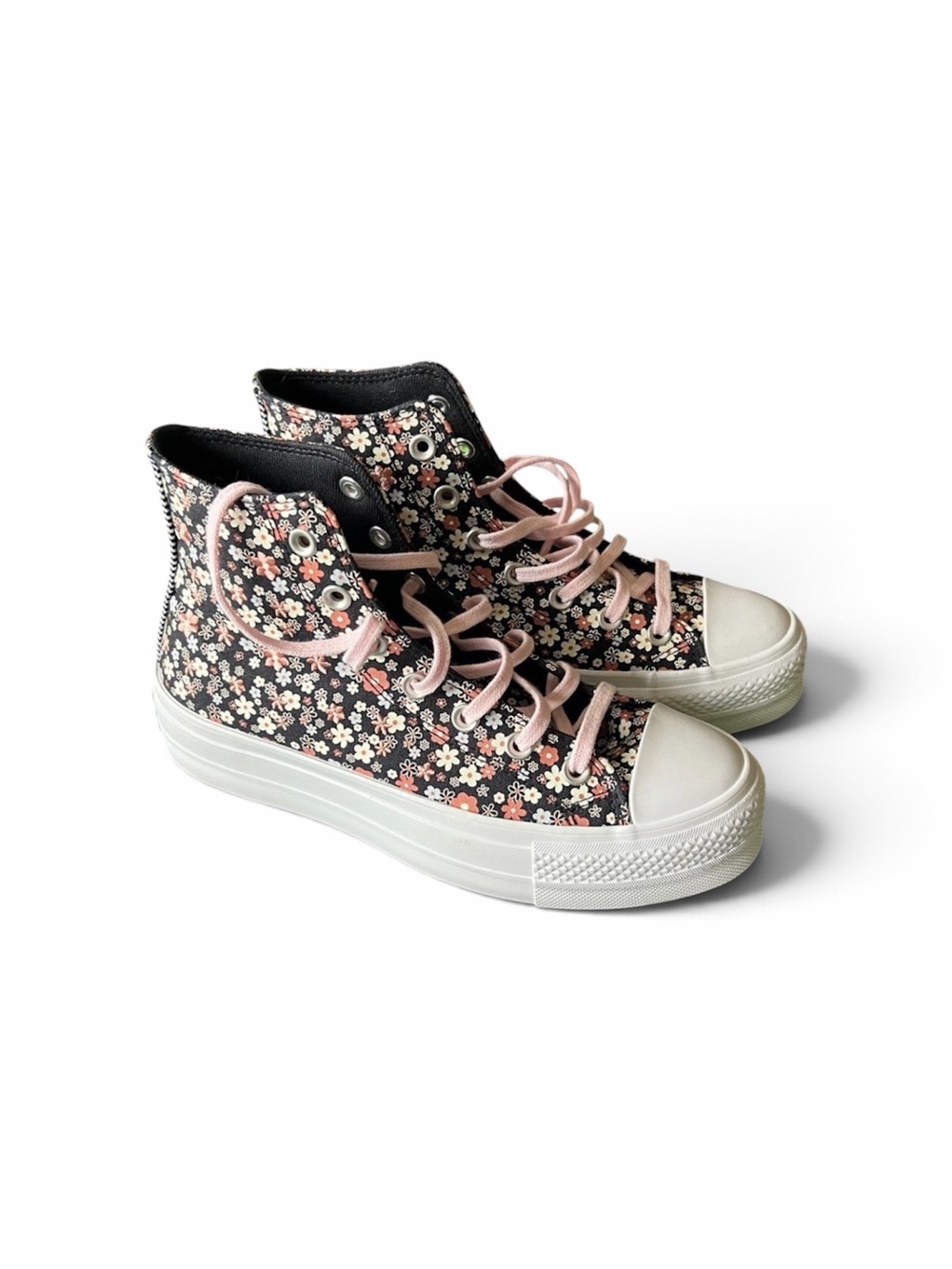 #329. Floral converse all star sneakers. Womens size 8